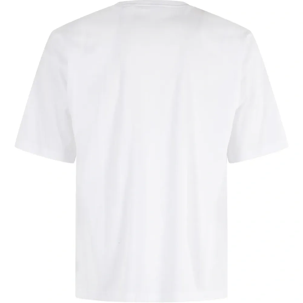 Футболка с вышитым логотипом