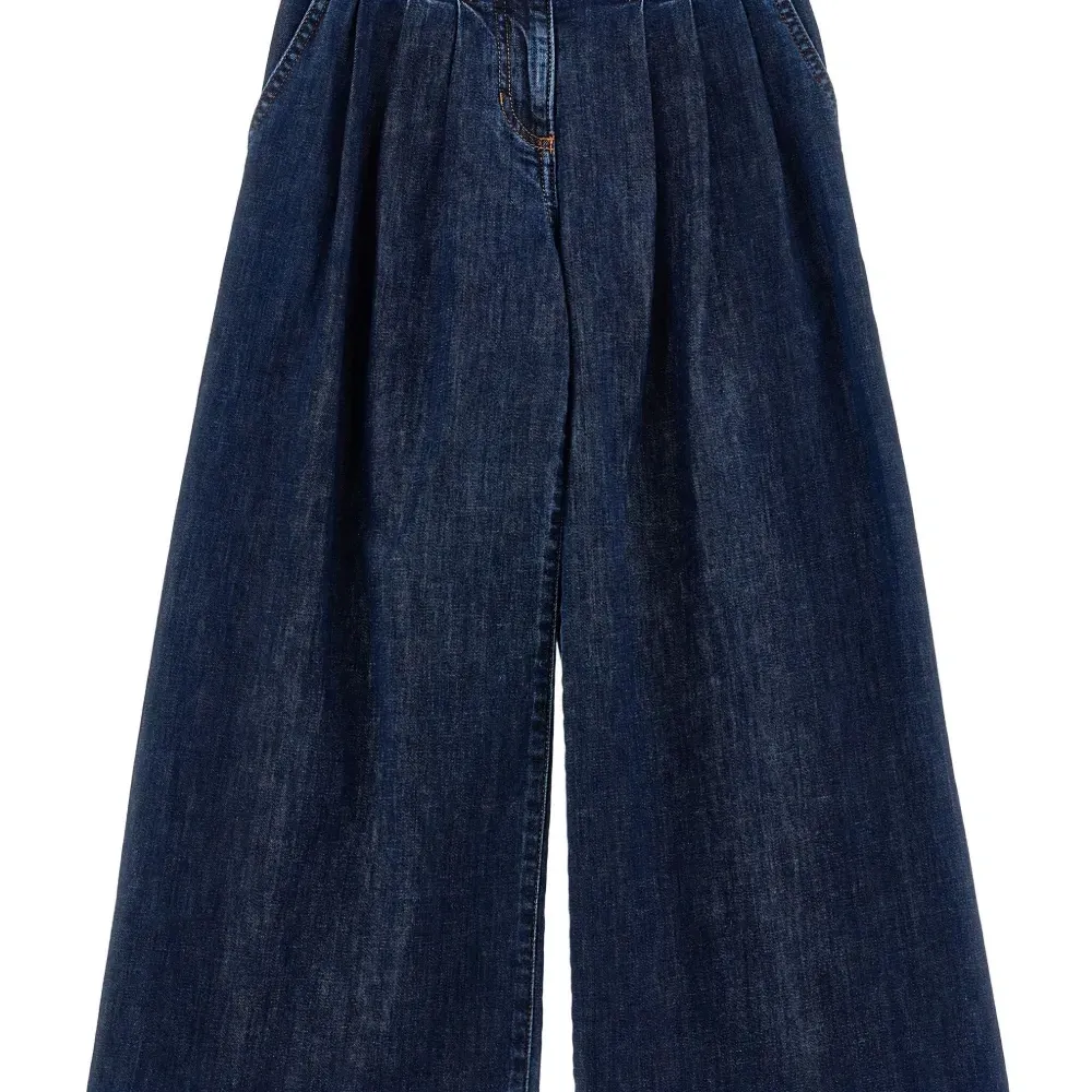 Джинсы со складками