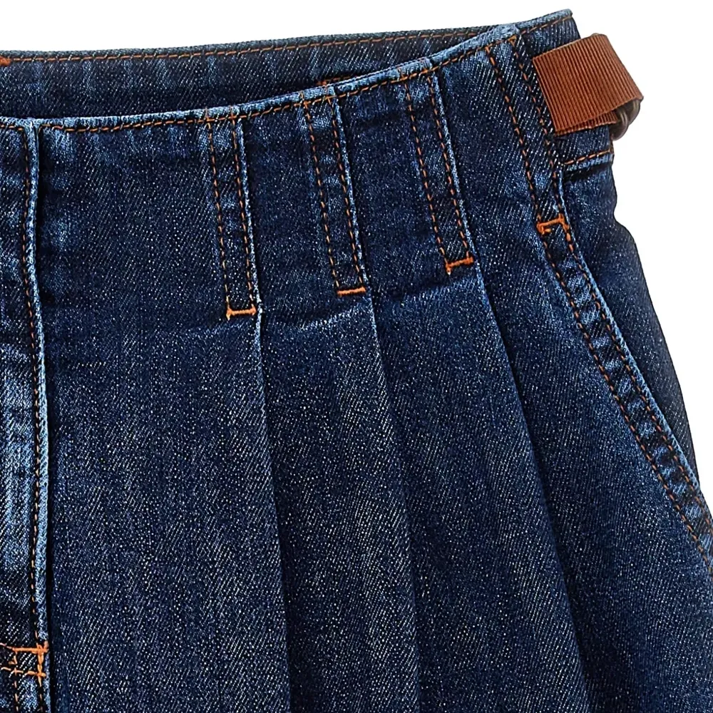 Джинсы со складками