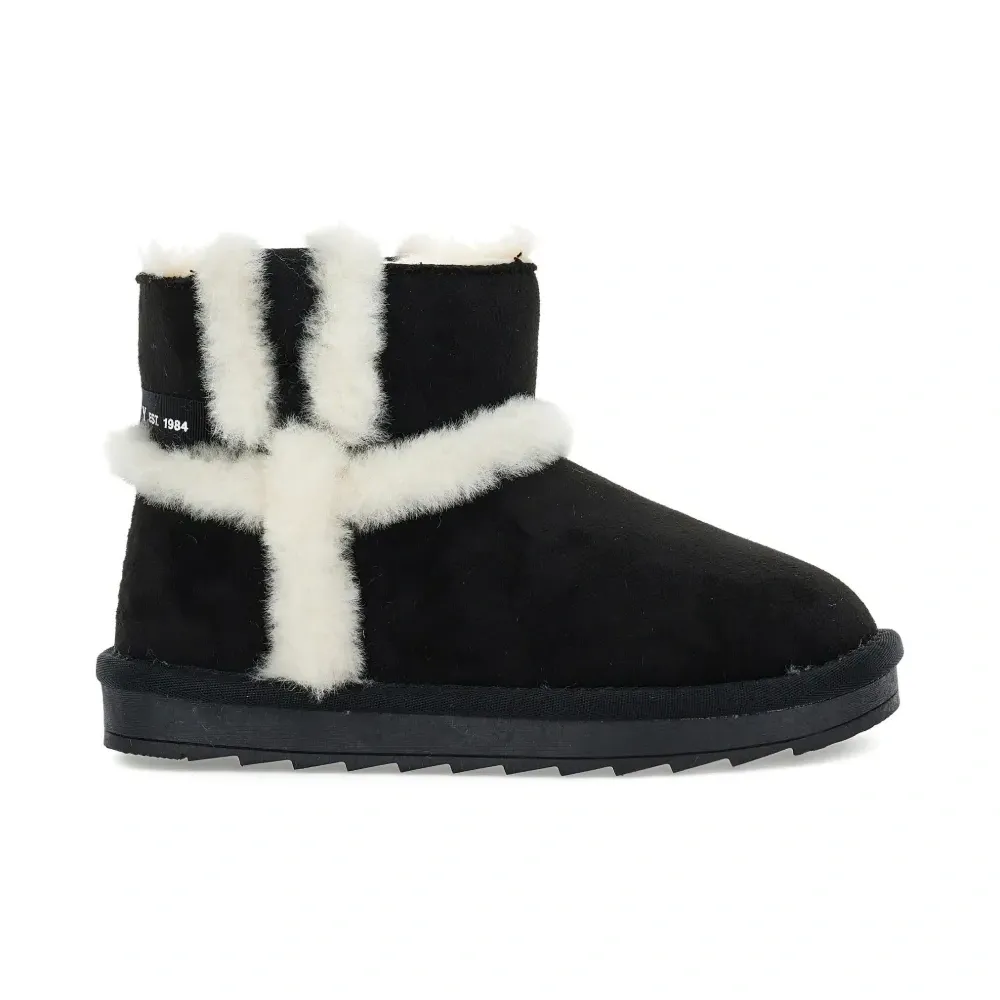 Ботинки с логотипом