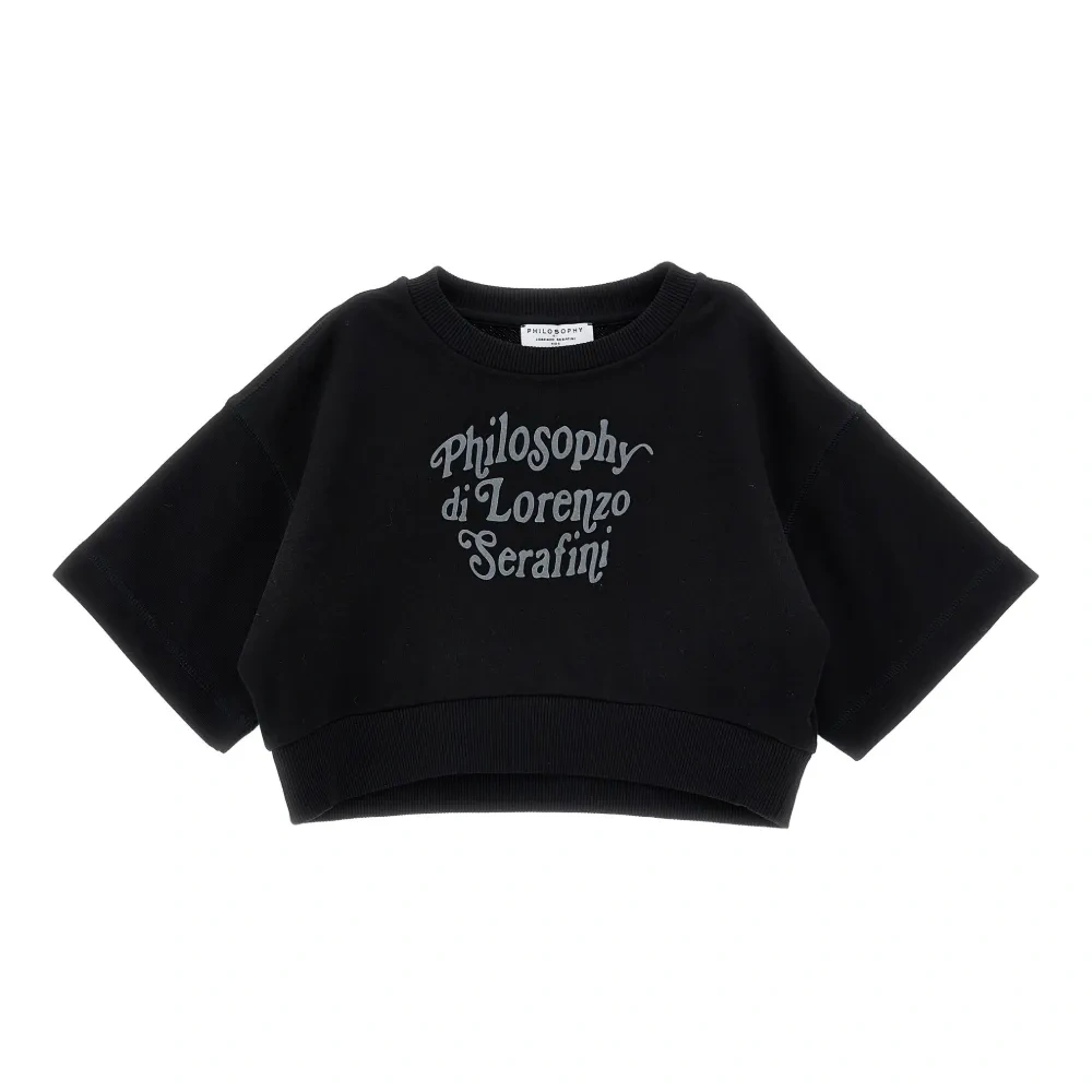 Футболка с вышитым логотипом