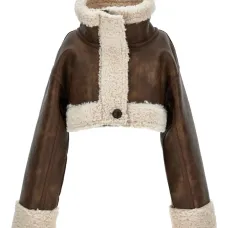Пальто с отделкой из овчины