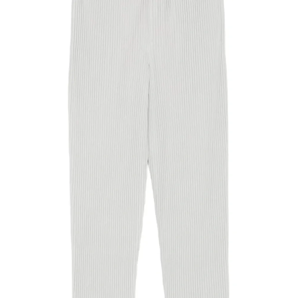 Плиссированные брюки Плиссированные брюки