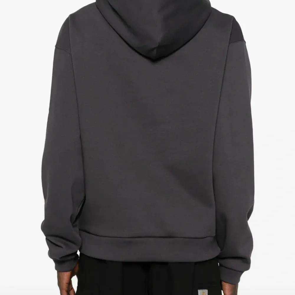 Толстовка с капюшоном