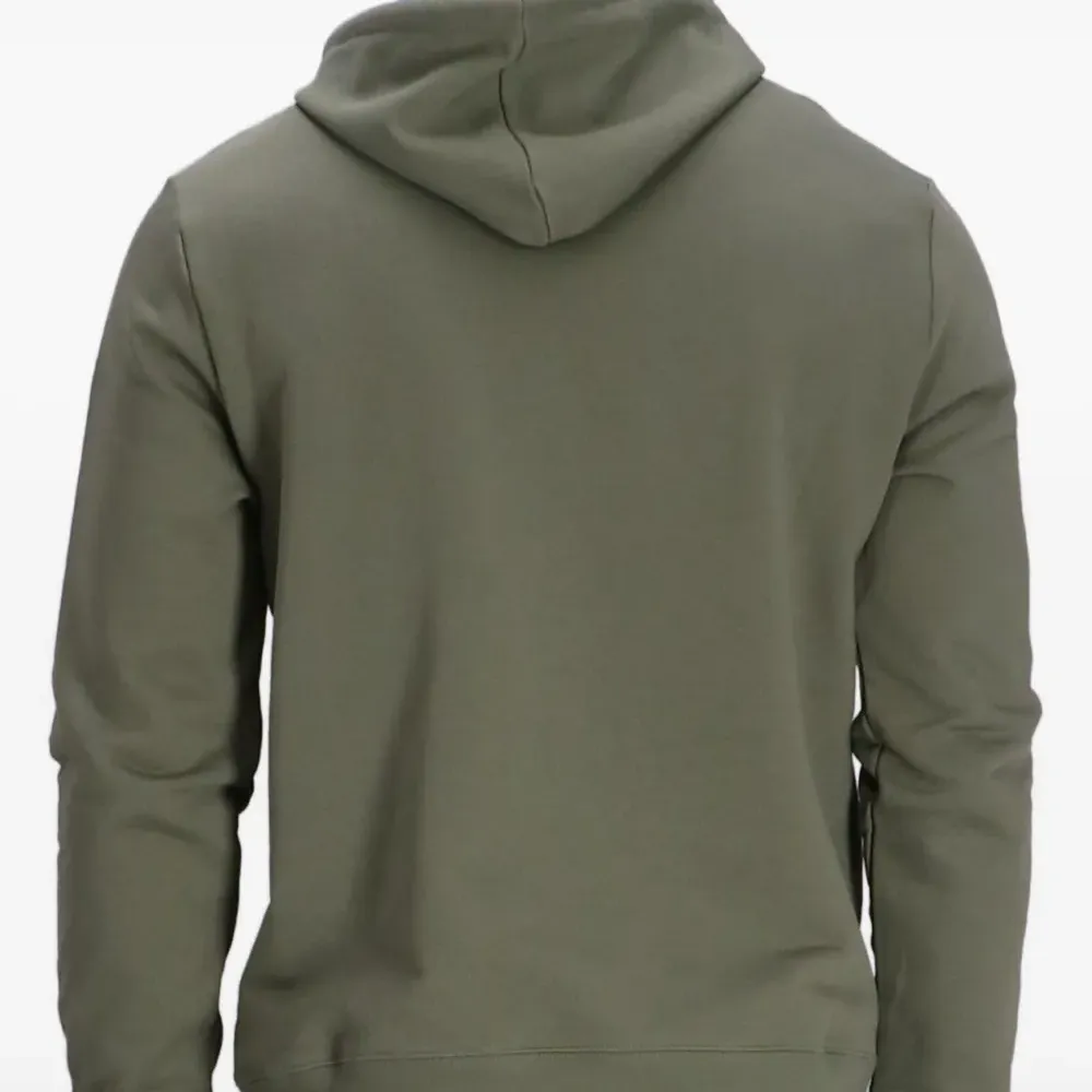 Худи с нашивкой-логотипом