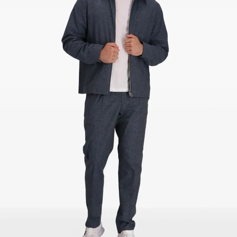 Брюки прямого кроя со складками Брюки прямого кроя со складками