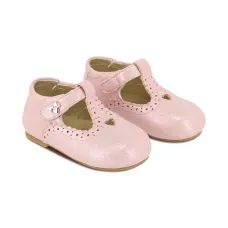 Полуботинки для первых шагов с бантом и фигурной отделкой