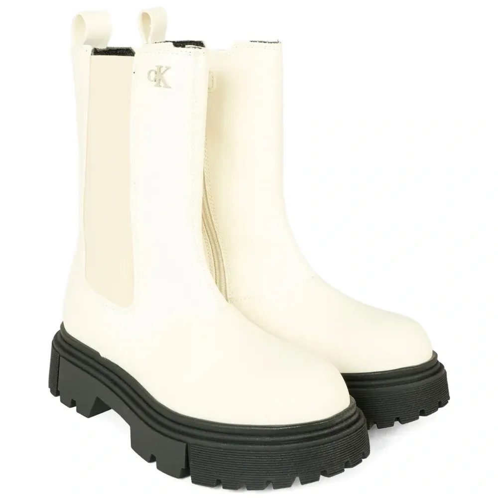 Ботинки на массивной подошве Ботинки на массивной подошве