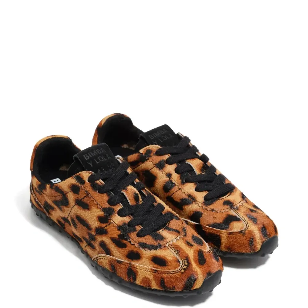 Кроссовки с леопардовым принтом