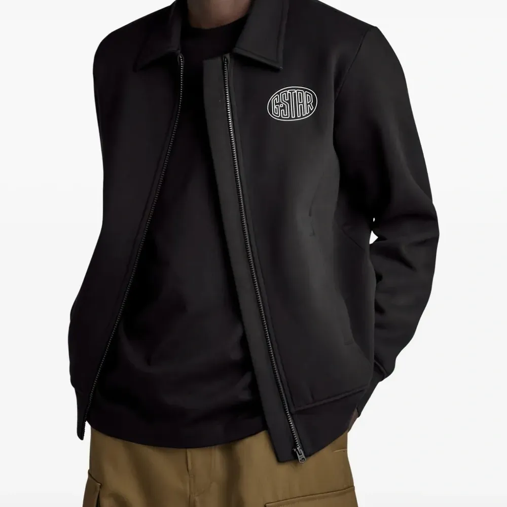 Толстовка на молнии с вышитым логотипом