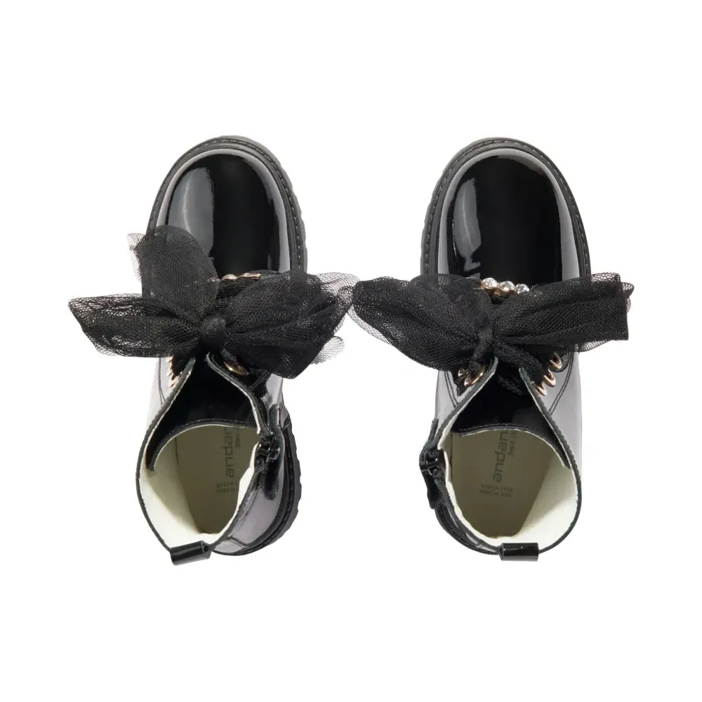 Ботинки на шнуровке с тюлевым бантом