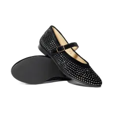 Балетки с ремешками и заклёпками