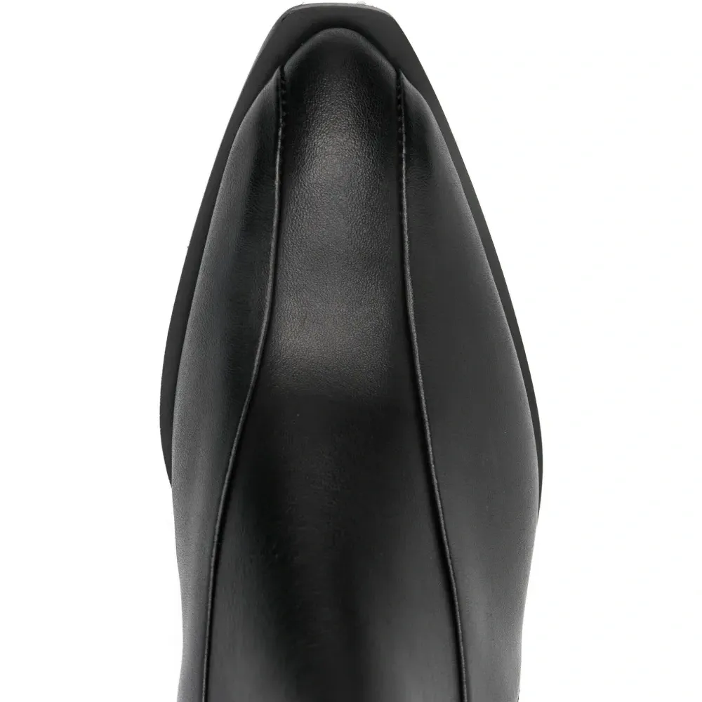 Ботинки с пряжками