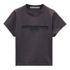 Футболка с вышивкой