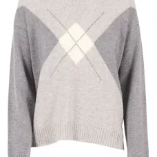 Свитер с круглым вырезом