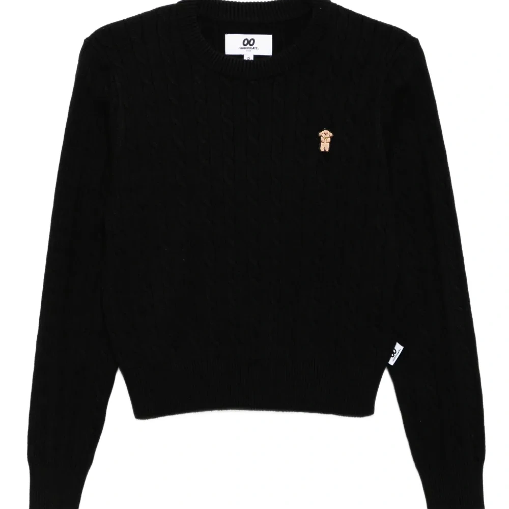 Джемпер с вышитым логотипом