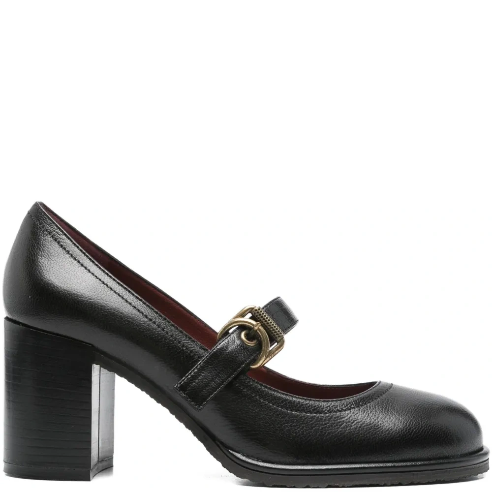 Туфли на блочном каблуке с пряжкой