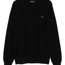 Топ с декоративной строчкой