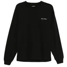 Футболка с вышитой надписью