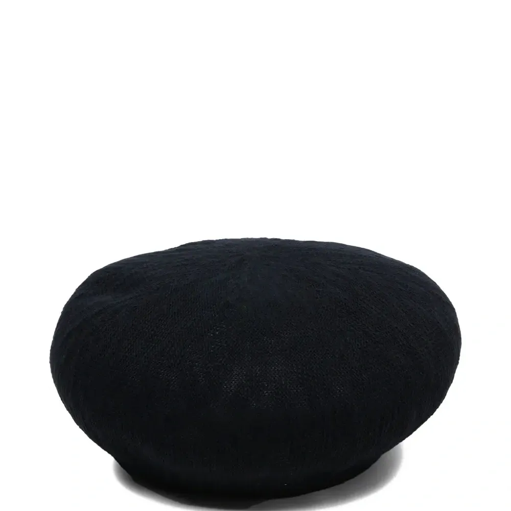 Берет с вышивкой