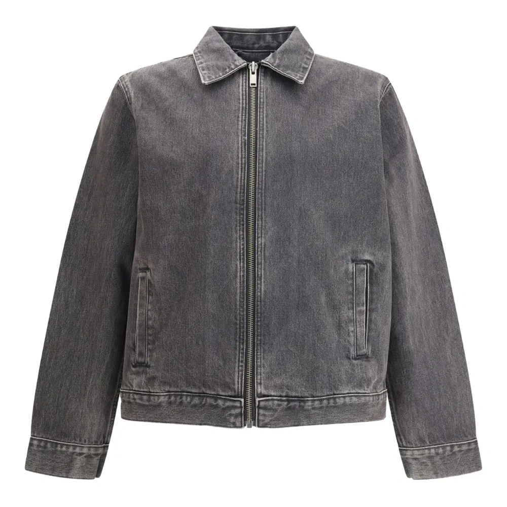 Джинсовая куртка на молнии