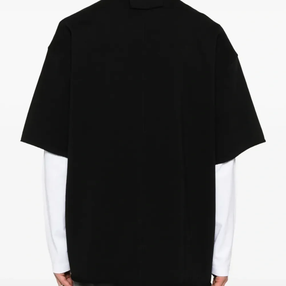 Футболка с короткими рукавами