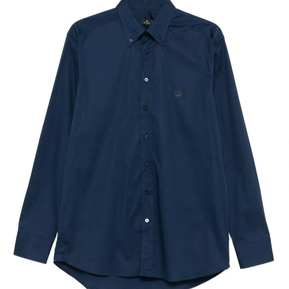 Рубашка с вышитым логотипом