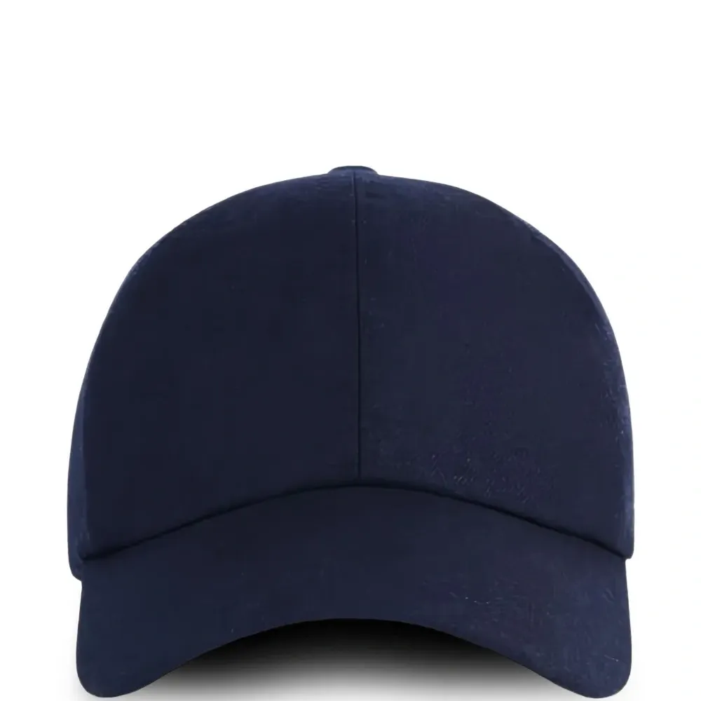 Бейсболка с плоским козырьком