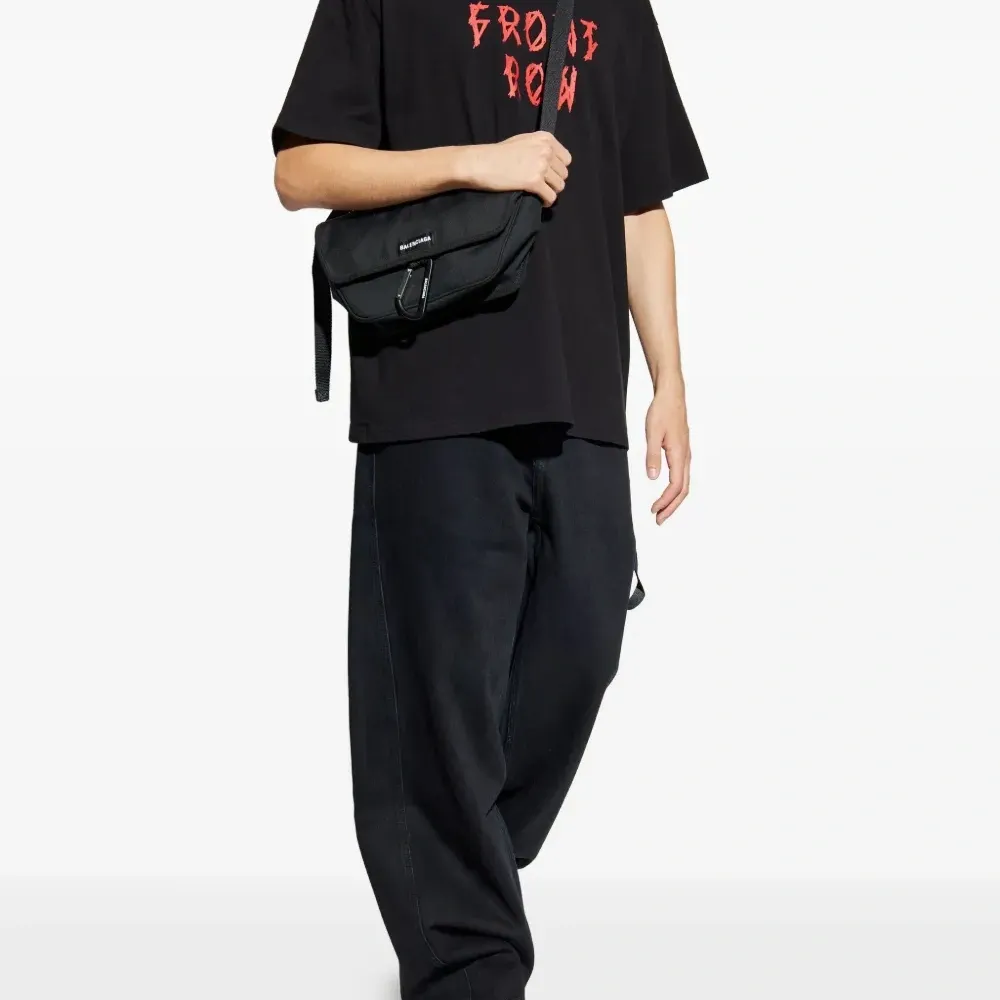 Футболка с логотипом Футболка с логотипом