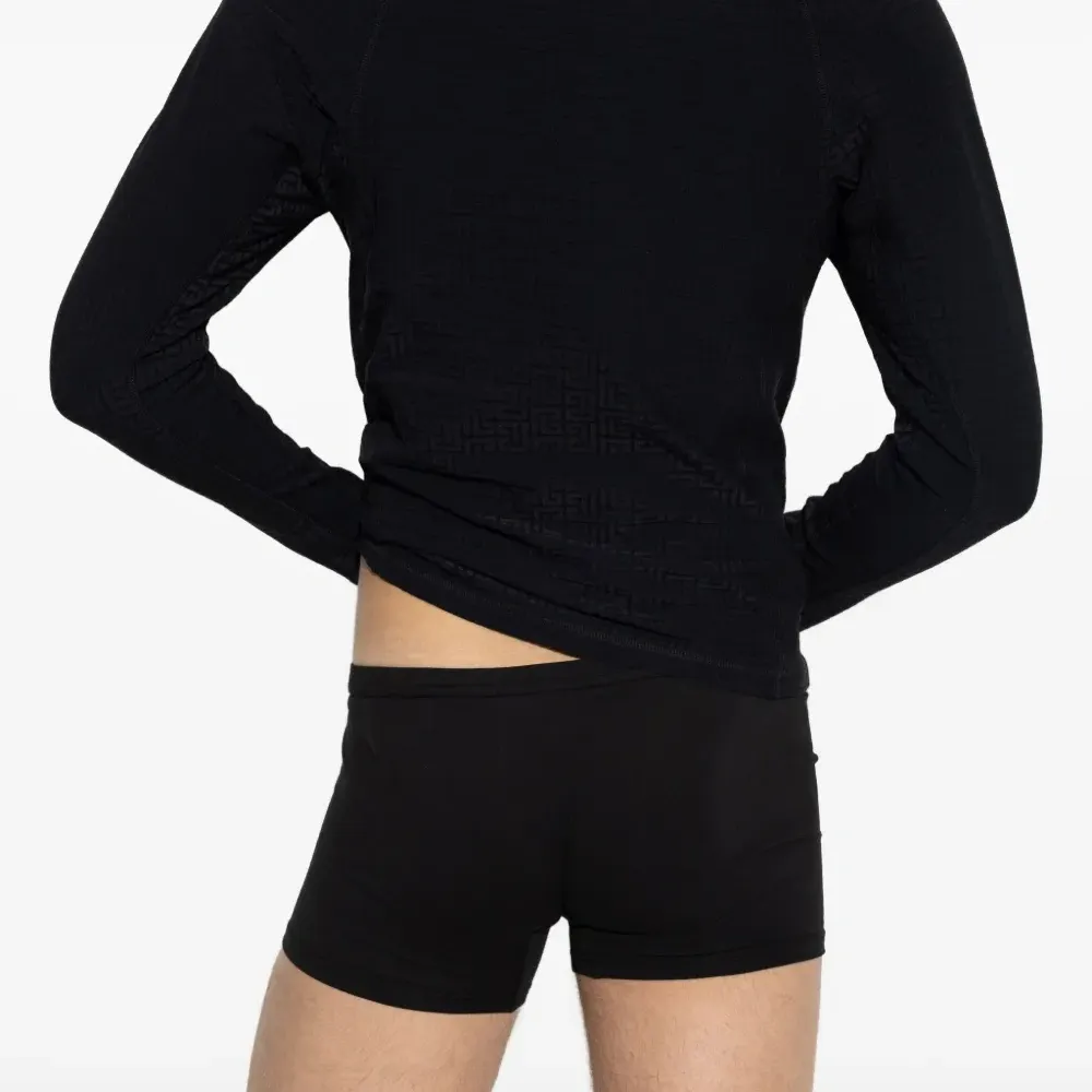 Футболка с длинными рукавами