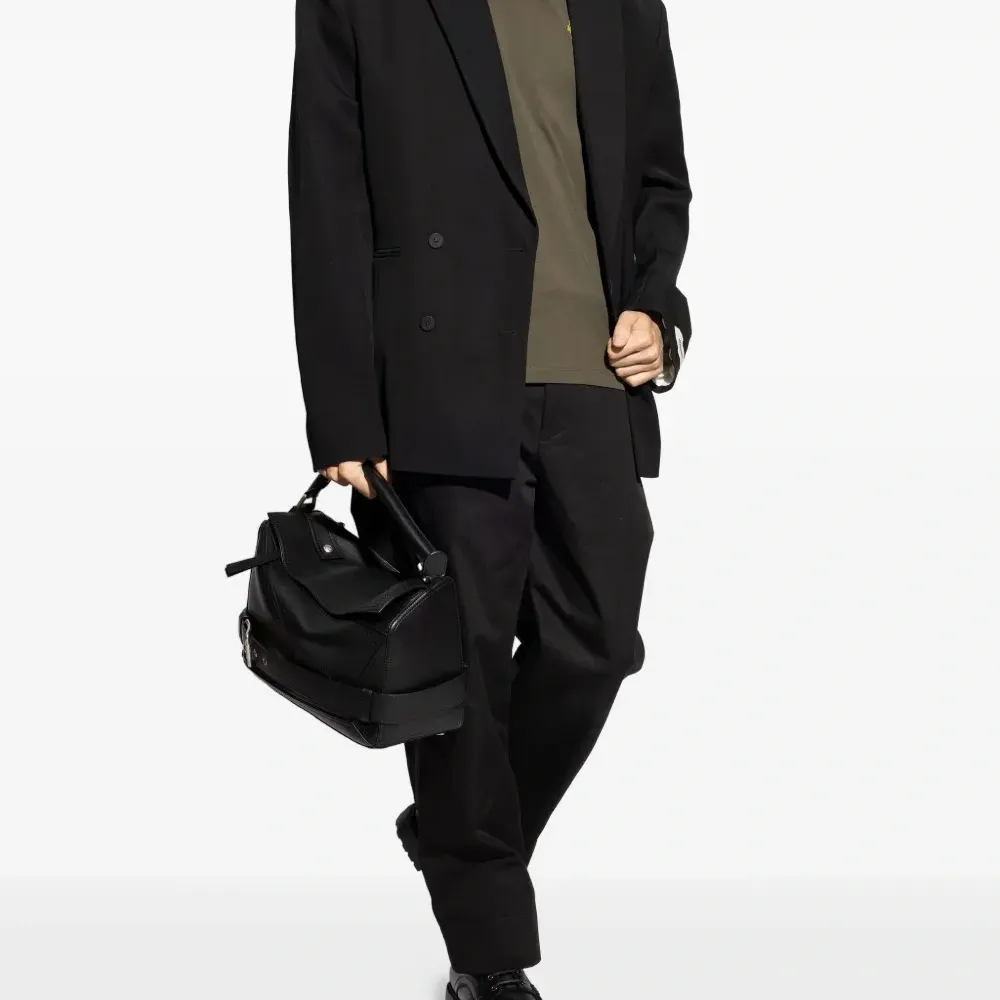 Футболка с вышивкой