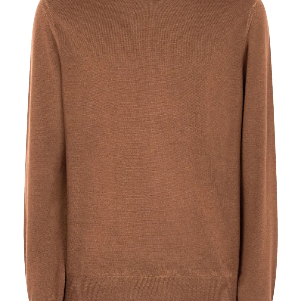 Шерстяной свитер с круглым вырезом