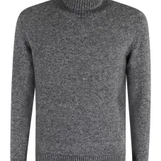 Свитер с высоким воротником Свитер с высоким воротником