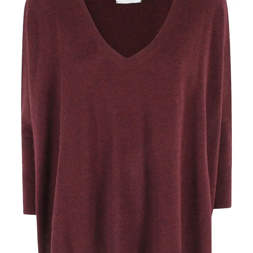 Кашемировый свитер с V-образным вырезом