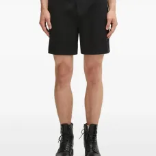 Шорты с накладными карманами и вышивкой