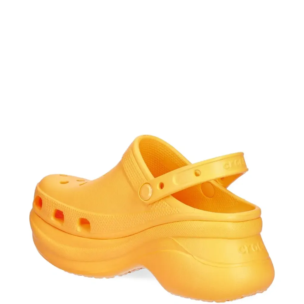 Перфорированные шлёпанцы на платформе