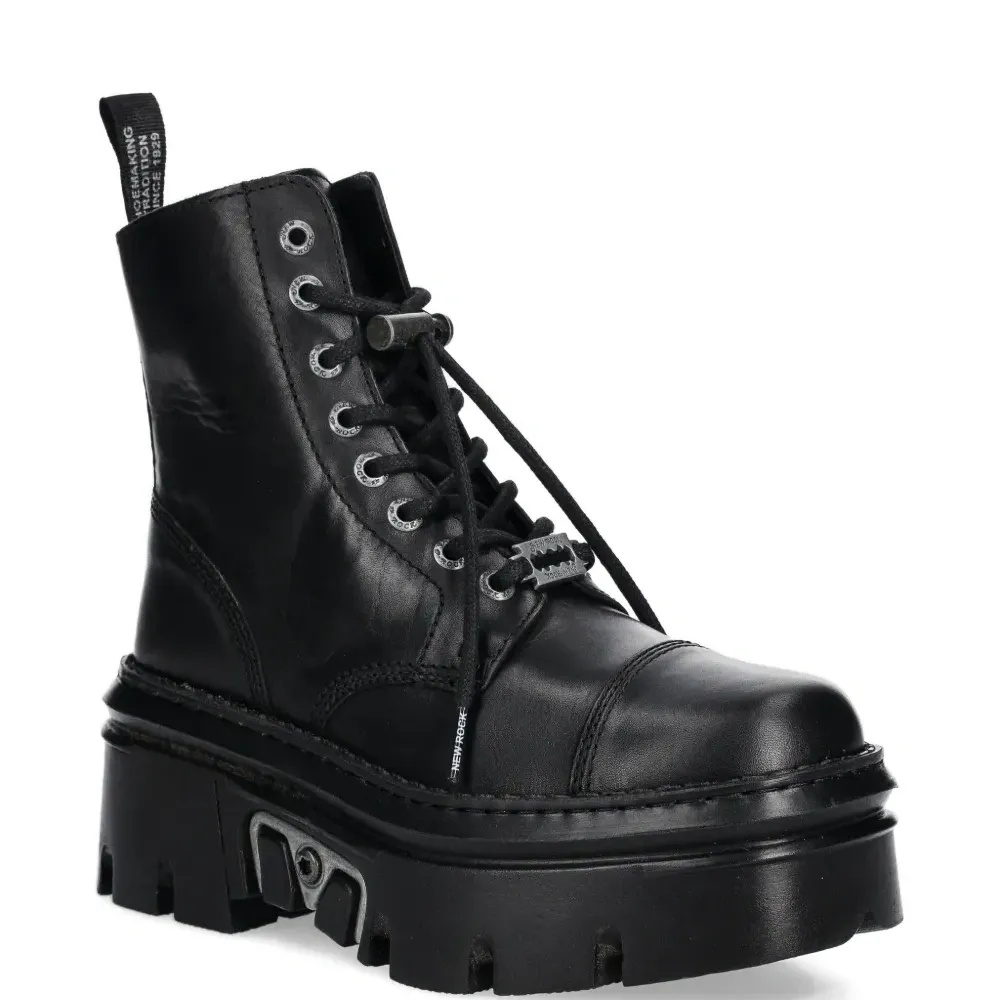 Ботинки 60 на платформе Ботинки 60 на платформе