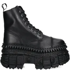 Ботинки на платформе