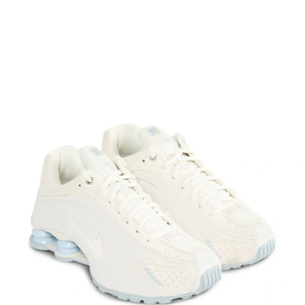 Кроссовки Shox R4