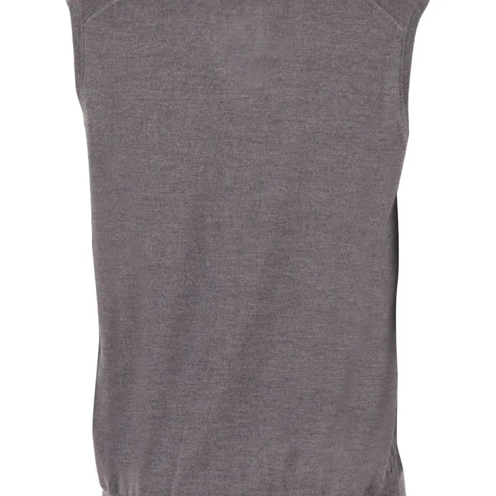 Шерстяной топ без рукавов Шерстяной топ без рукавов