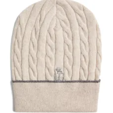 Вязаная шапка в косичку Вязаная шапка в косичку