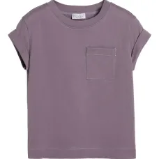 Футболка с подвернутыми рукавами и карманом