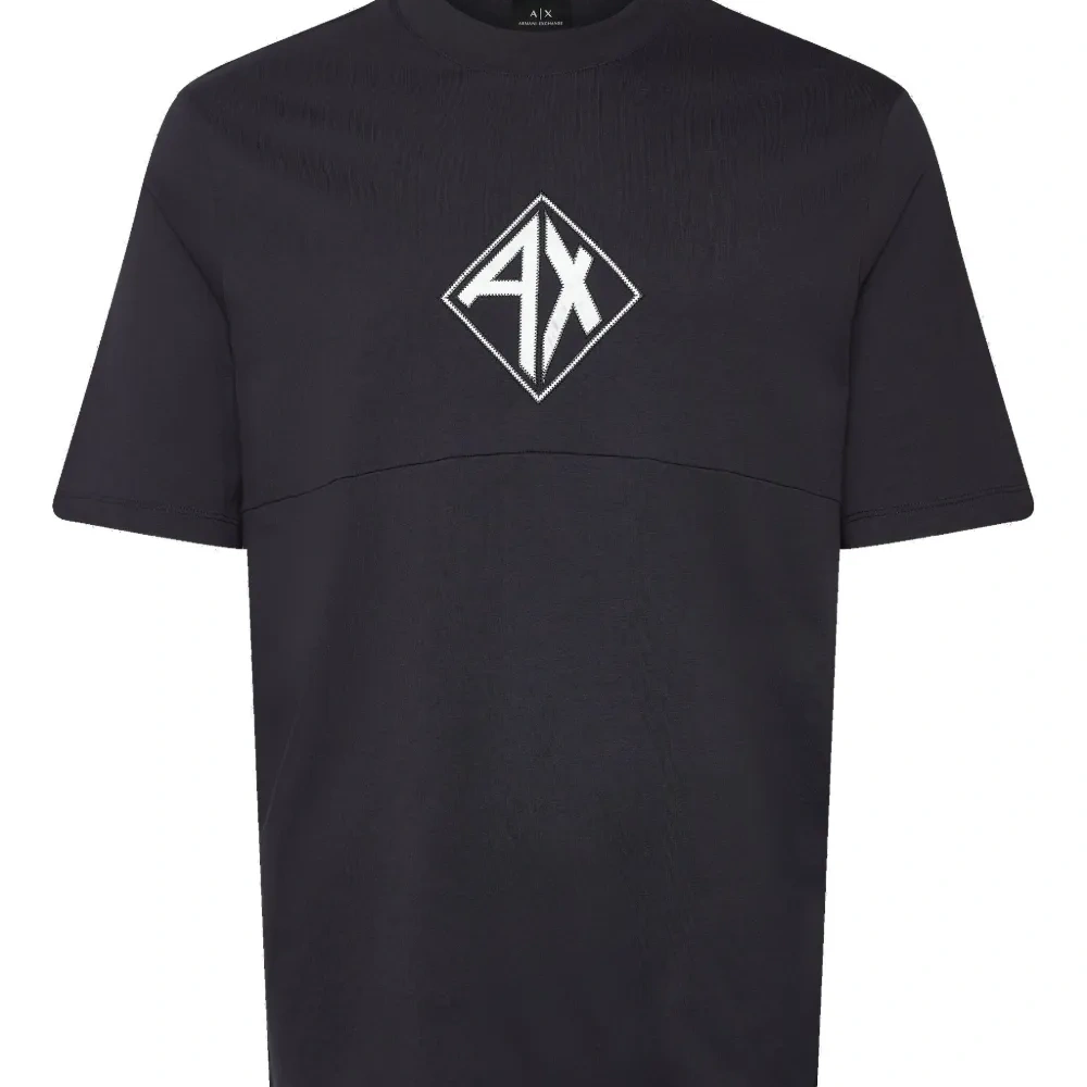 Футболка с логотипом