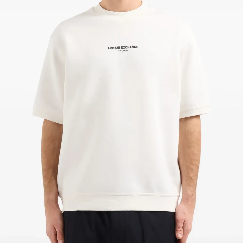 Футболка с логотипом