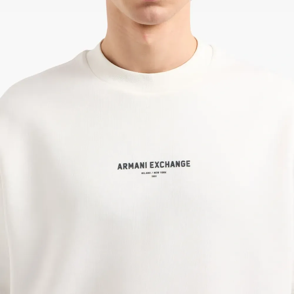 Футболка с логотипом