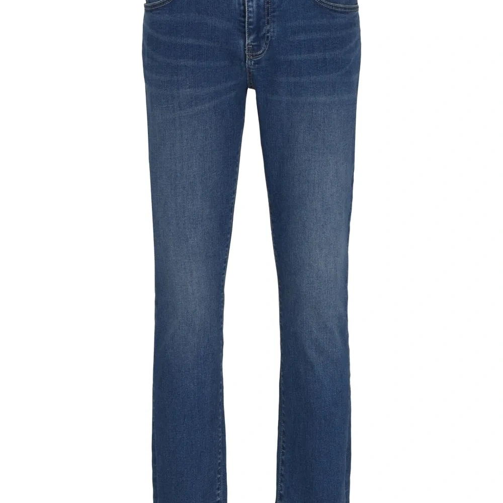 Джинсы с пятью карманами