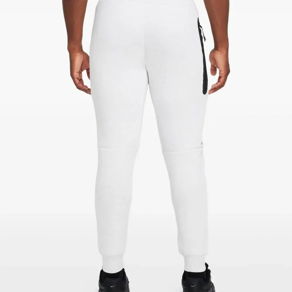 Джоггеры Tech Fleece