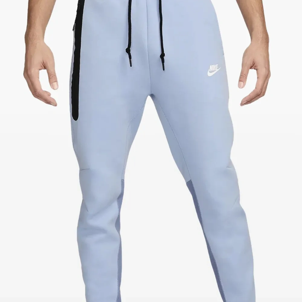 Джоггеры Tech Fleece