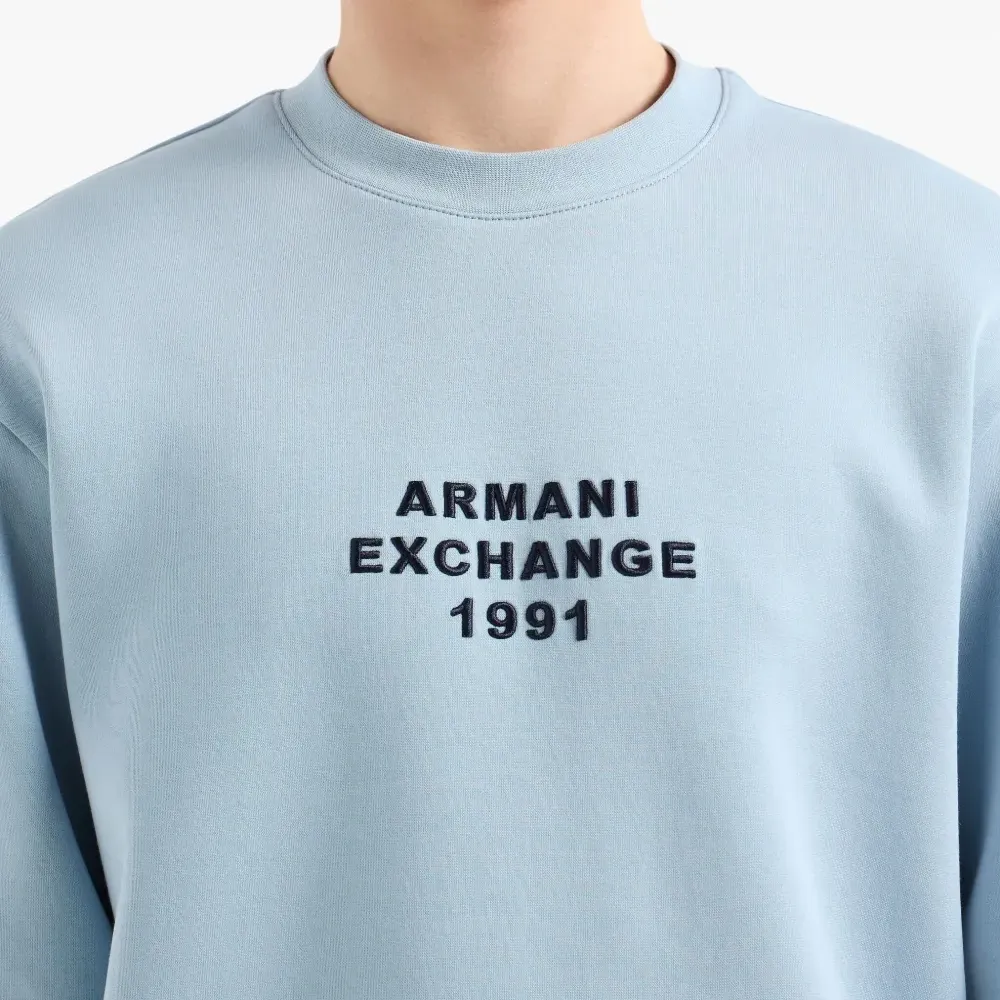 Толстовка с вышитым логотипом