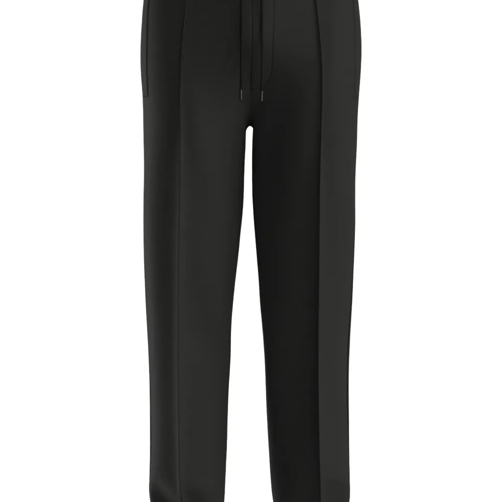 Спортивные брюки с лампасами